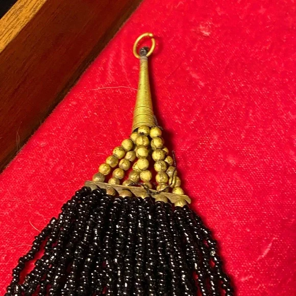 Antique Victorian jet glass seed bead tassel,bronze beads/hanger - Picture 3 of 9